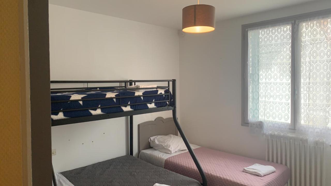 Hotel Du Cygne De La Croix Blanche Lailly-en-Val Esterno foto
